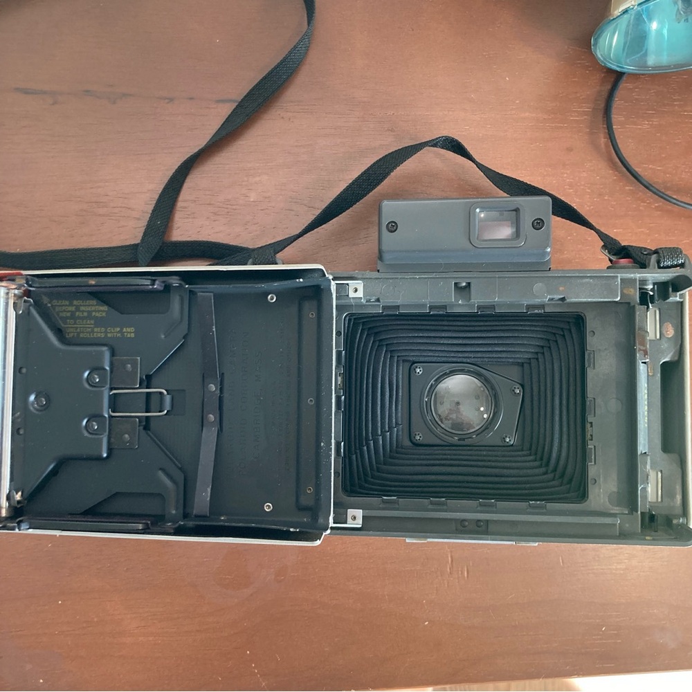 Vintage Polaroid Automatic 104 Land Camera with case and Flash Untested As Is - Picture 14 of 14